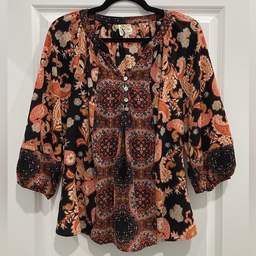 NWOT Fig and Flower